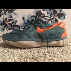 Nike Solarsoft  Running shoe